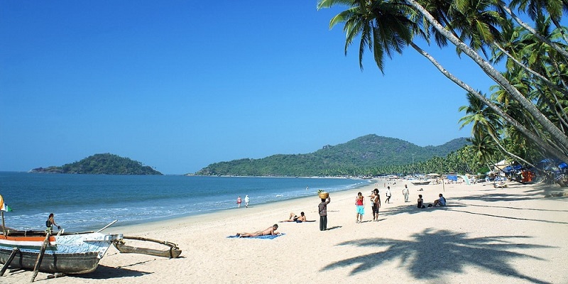 goa-agonda-beach-1